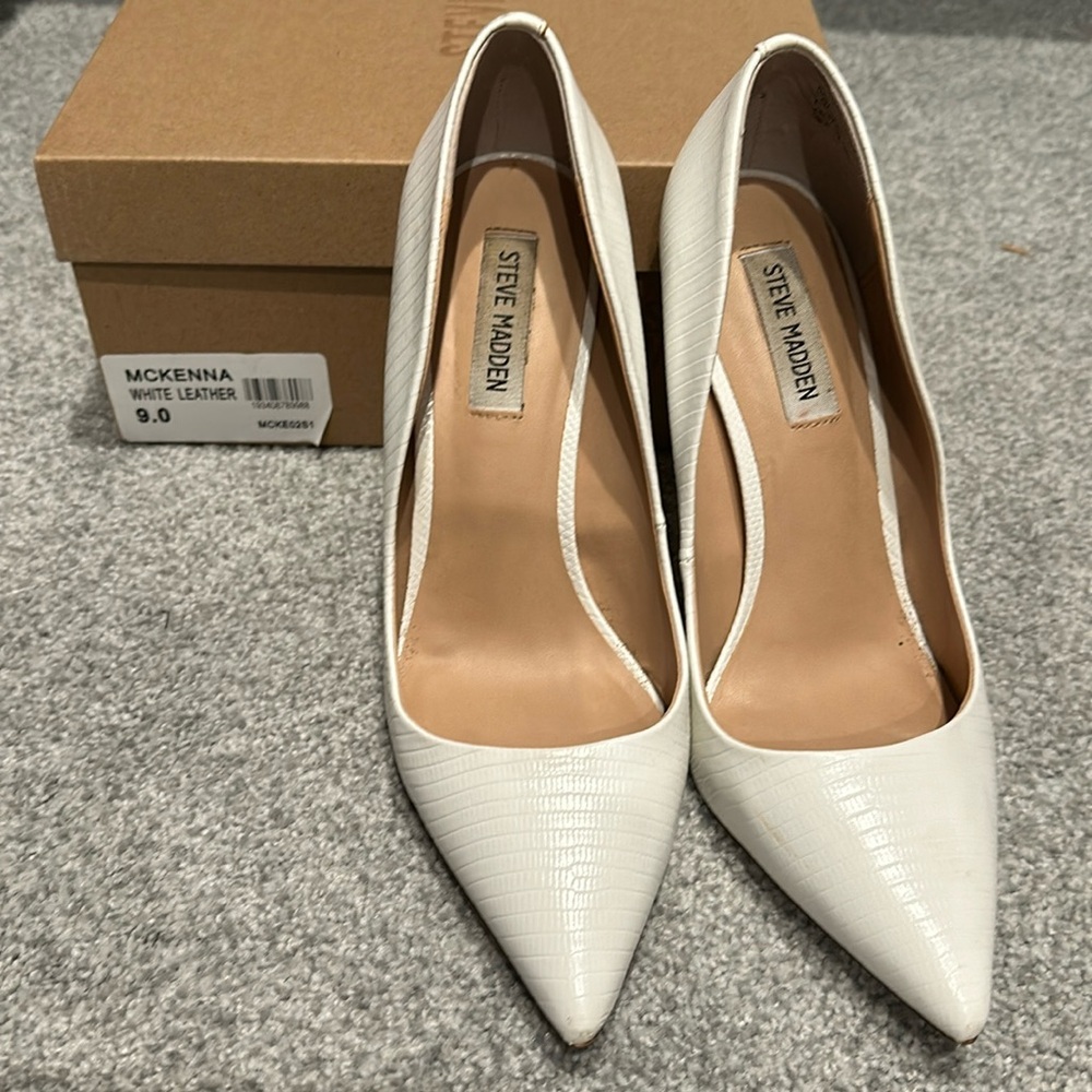 Steve Madden white leather snakeskin
